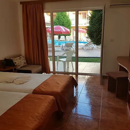 Sun Apartment *